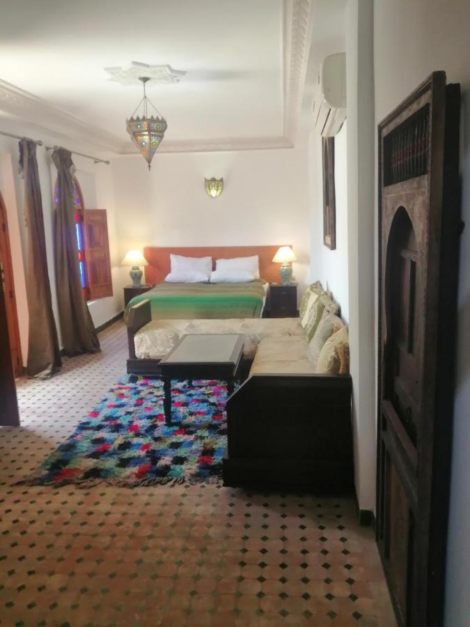 Riad Boustan Fez Buitenkant foto